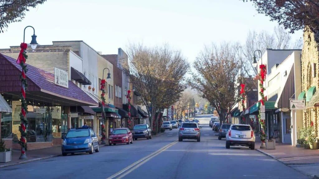 Places to go and Things to do on Main Street in Waynesville NC